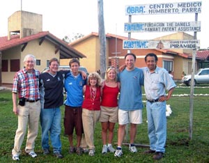 Dr. Mark Molitch and family at Bolivian clinic