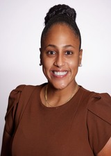 Sinead Campos headshot