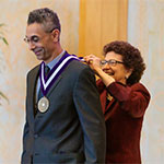 Spring Investiture Ceremony Honors Group of the Medical School’s Most Accomplished Faculty