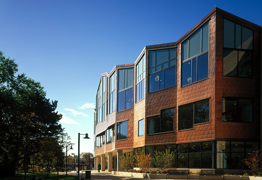 Exterior of Oak Park Public Library